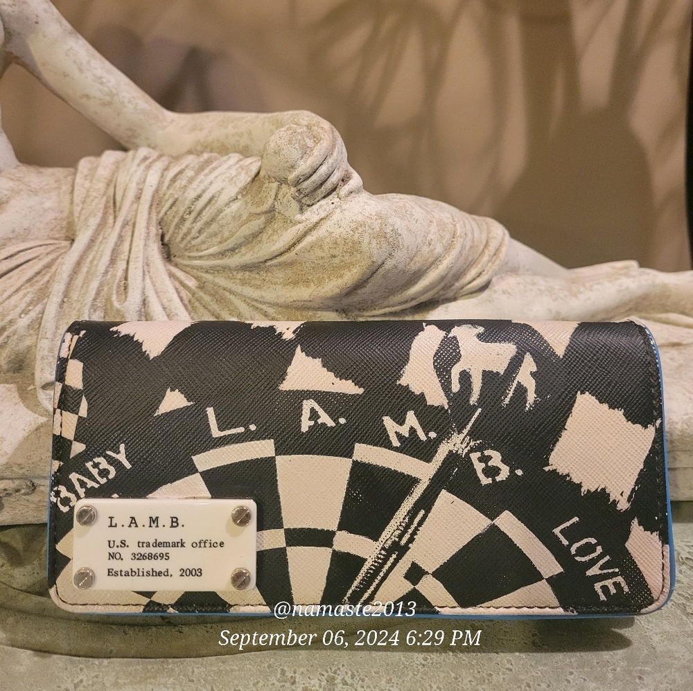 L.A.M.B. Gwen Stefani Bristol Dart Board Wallet Designer Celebrity Leather # 21